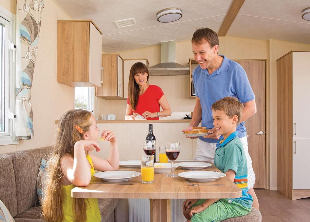 White Tower Holiday Park Llandwrog Εξωτερικό φωτογραφία